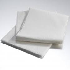 Drap drapé 40 po x 48 po, blanc, tissu 2 épaisseurs, 100/Cs